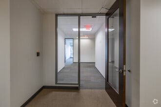 1 W 3rd St, Tulsa, OK for lease Interior Photo- Image 1 of 4