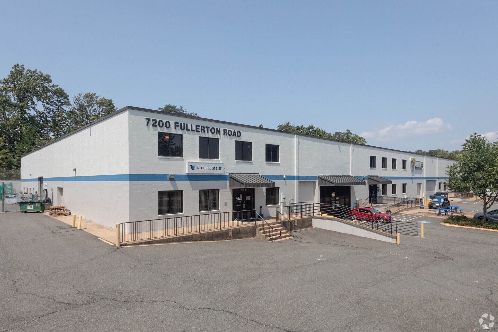 7200 Fullerton Rd, Springfield, VA à louer Photo du bâtiment- Image 1 de 6