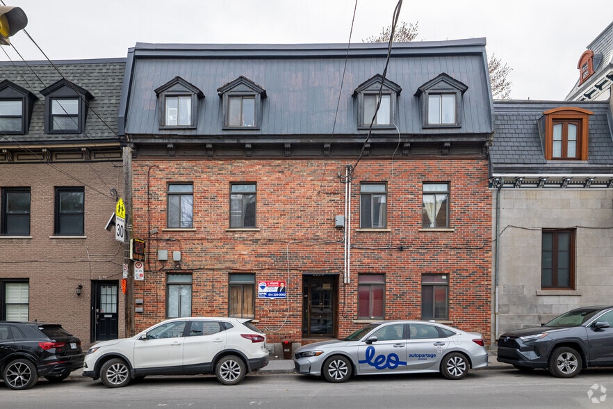 2128 Rue Plessis, Montréal, QC for sale - Primary Photo - Image 1 of 2