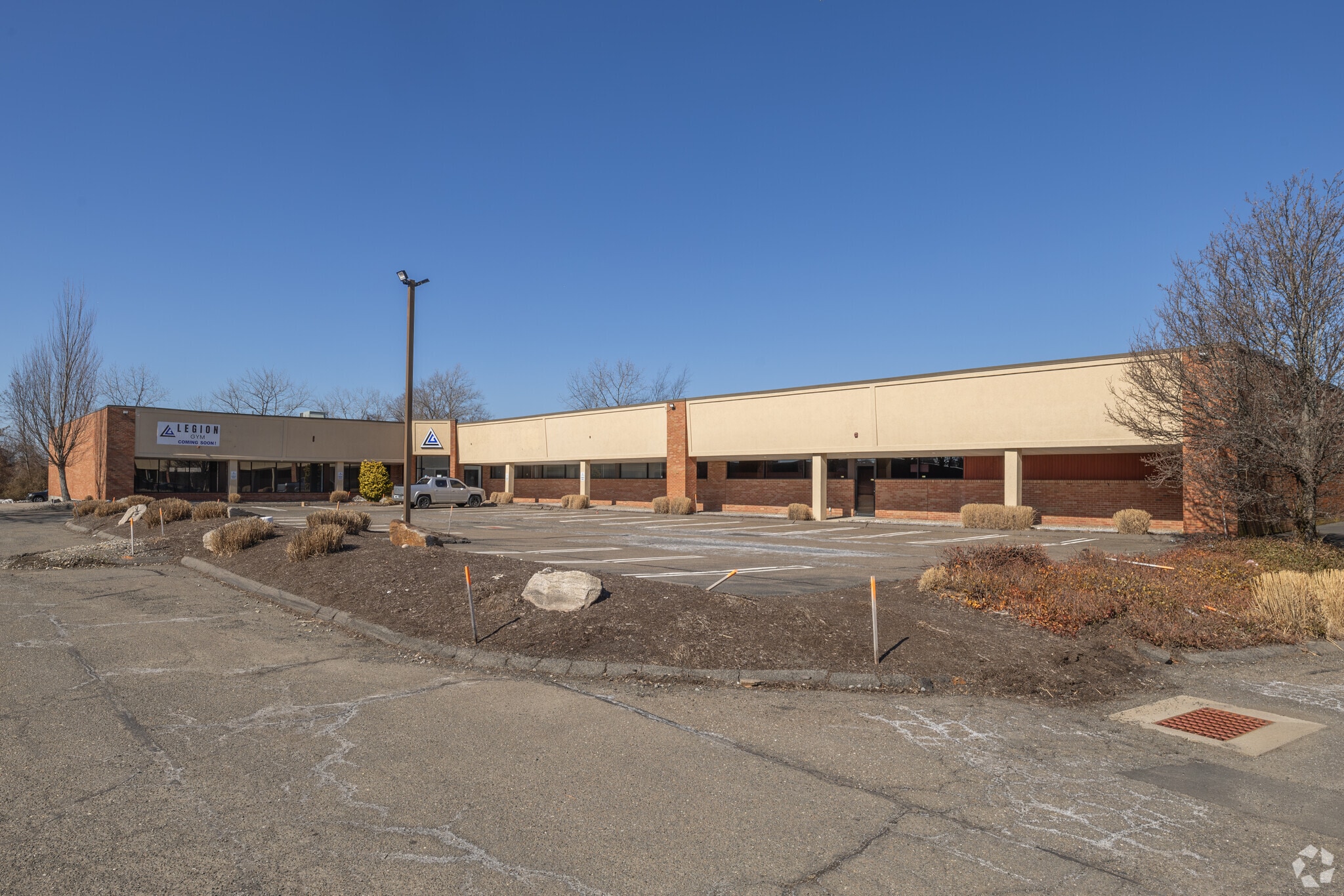 333 Quarry Rd, Milford, CT for lease Building Photo- Image 1 of 22