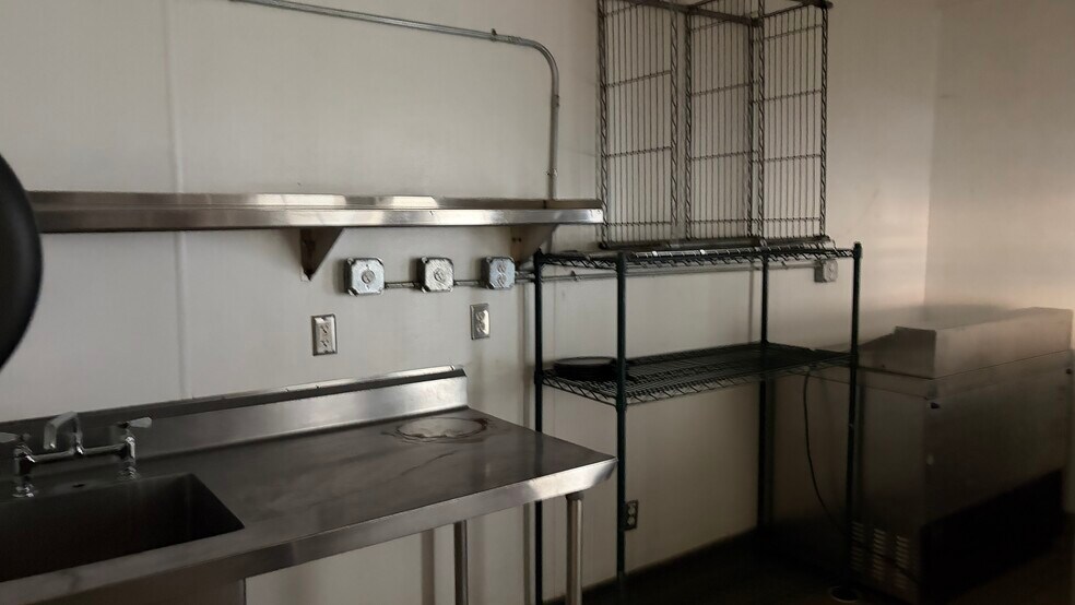 150-154 Grand Ave, Escondido, CA à louer - Photo du bâtiment - Image 2 de 32