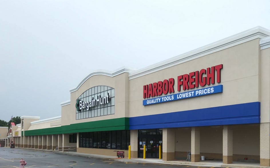 W Walnut Ave, Dalton, GA for lease - Building Photo - Image 1 of 5