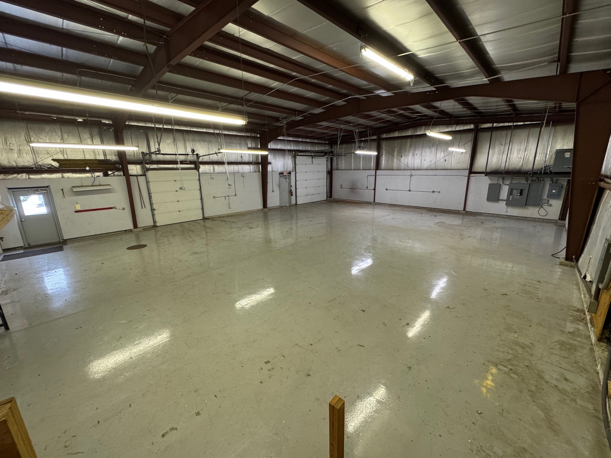 1606 Commerce Dr, Sun Prairie, WI for lease Primary Photo- Image 1 of 12