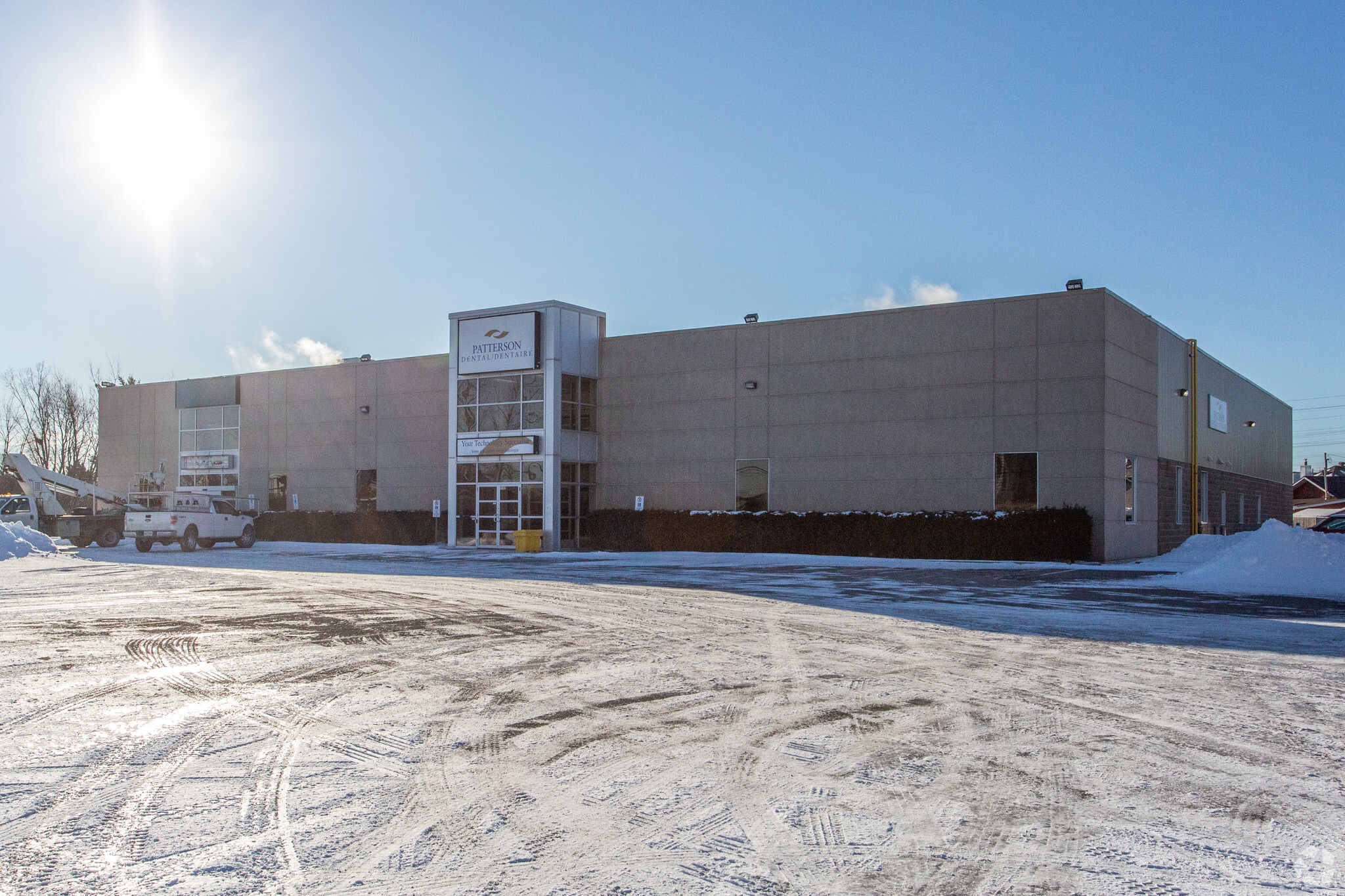 1392 Cyrville Rd, Ottawa, ON for sale Primary Photo- Image 1 of 1