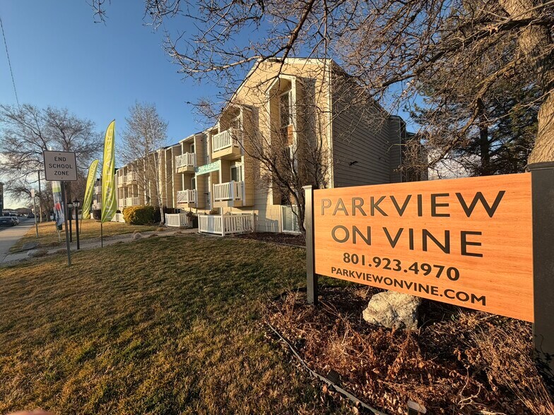 247 E Vine St, Salt Lake City, UT à vendre - Photo du bâtiment - Image 2 de 8