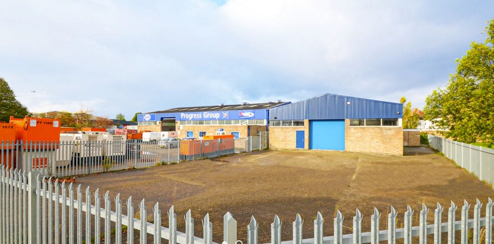 11-12 Albone Way, Biggleswade à louer - Photo du bâtiment - Image 2 de 2