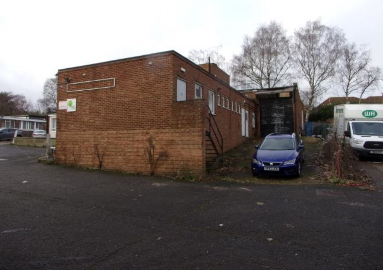 Bower Hl, Epping for lease Building Photo- Image 1 of 3