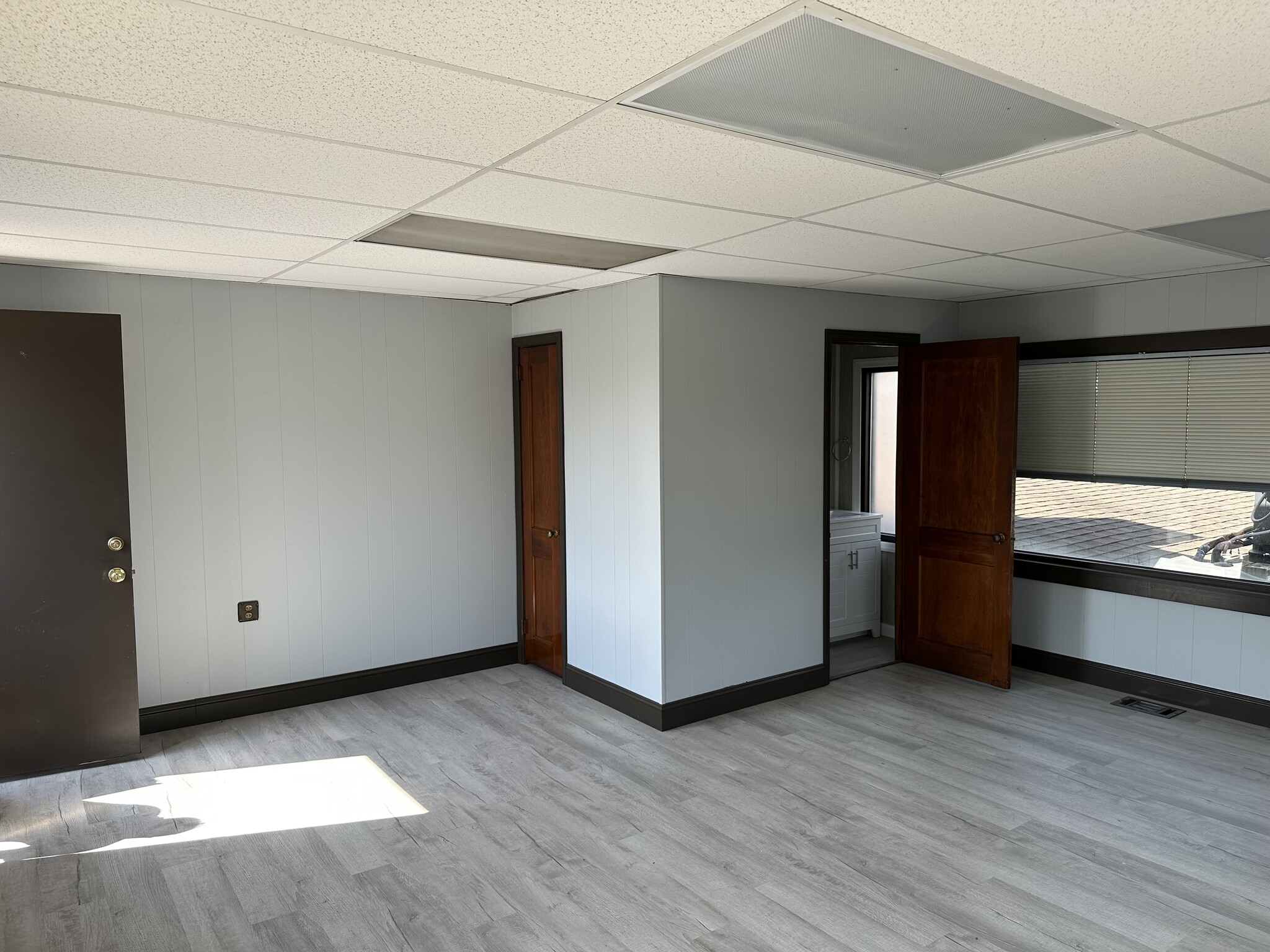 123 N Bridge St, Elkton, MD à louer Photo du bâtiment- Image 1 de 2