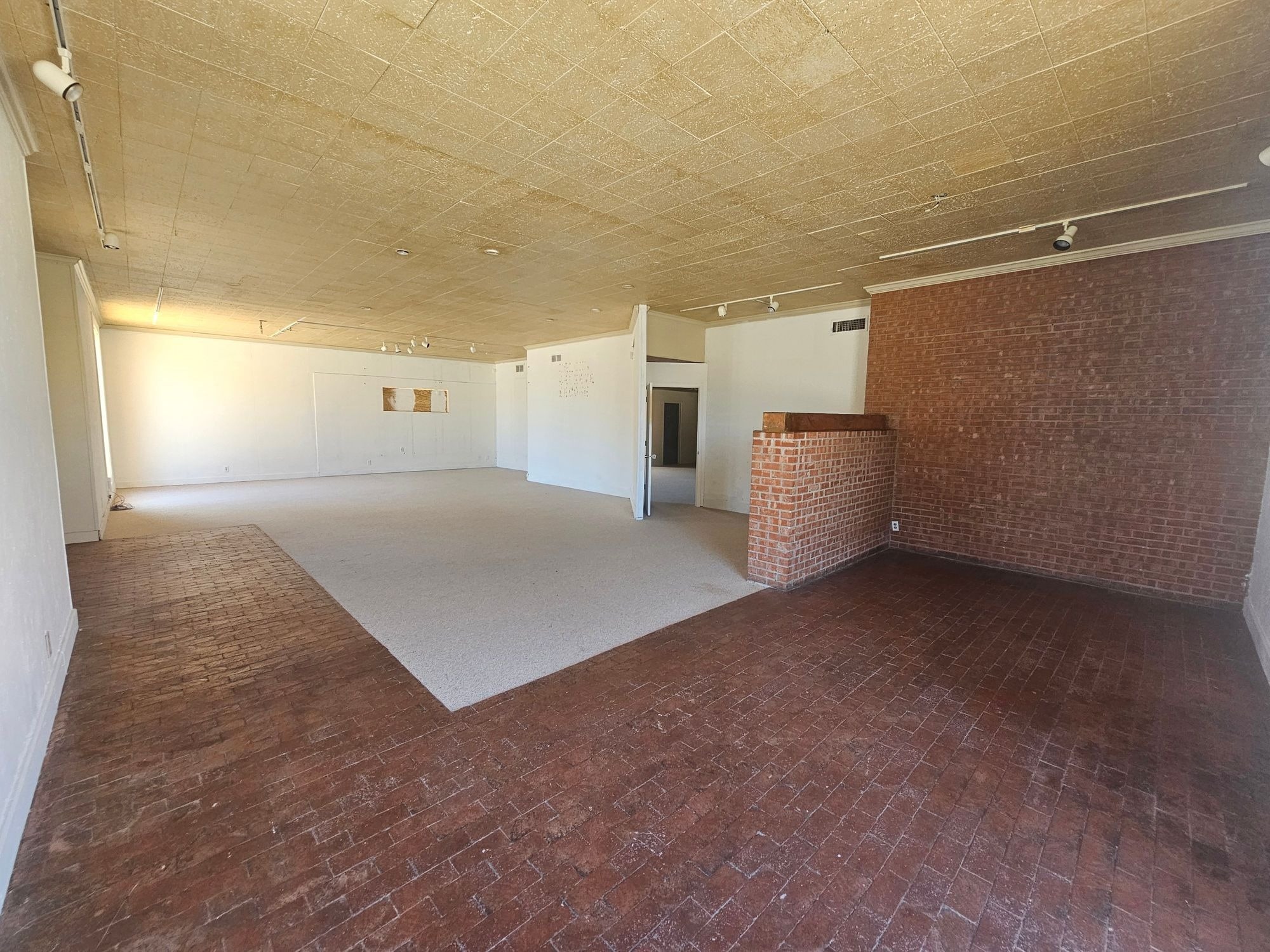 270 S Leggett Dr, Abilene, TX for sale Interior Photo- Image 1 of 6