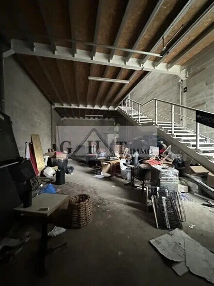 Industrial in Romainville for lease - Interior Photo - Image 1 of 3