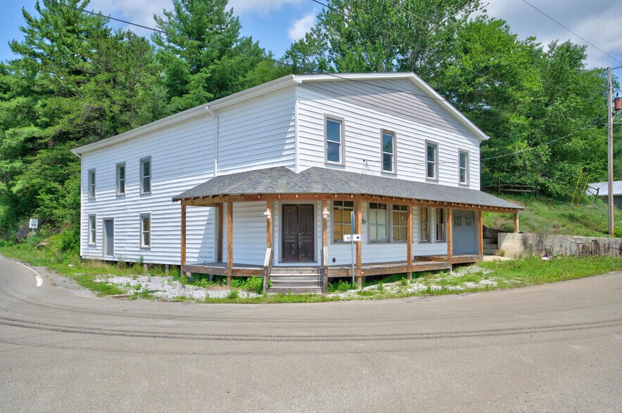11 Mount Zion Rd, Elk Creek, VA for sale - Building Photo - Image 3 of 59