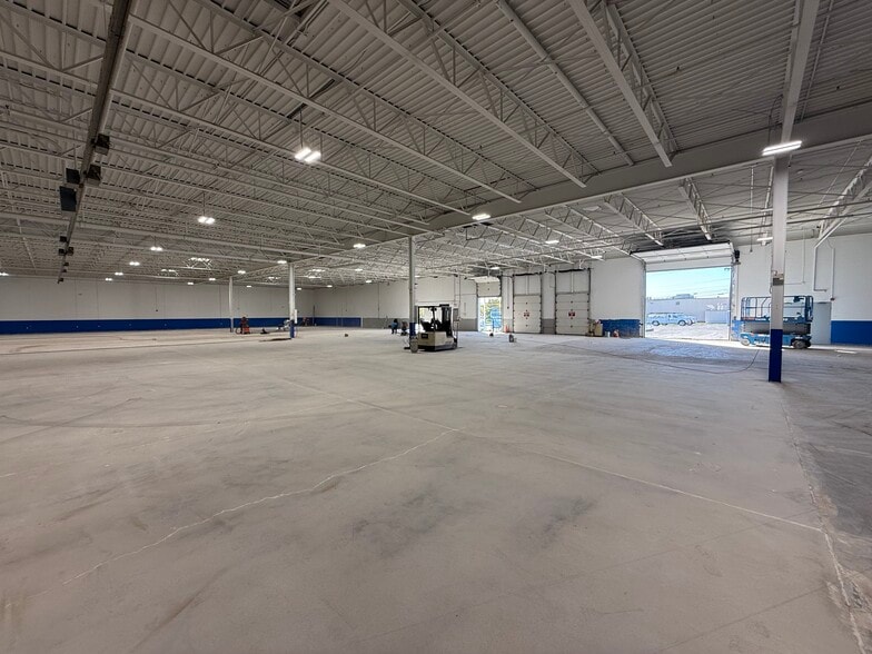 815 S Brown School Rd, Vandalia, OH for lease - Interior Photo - Image 3 of 6