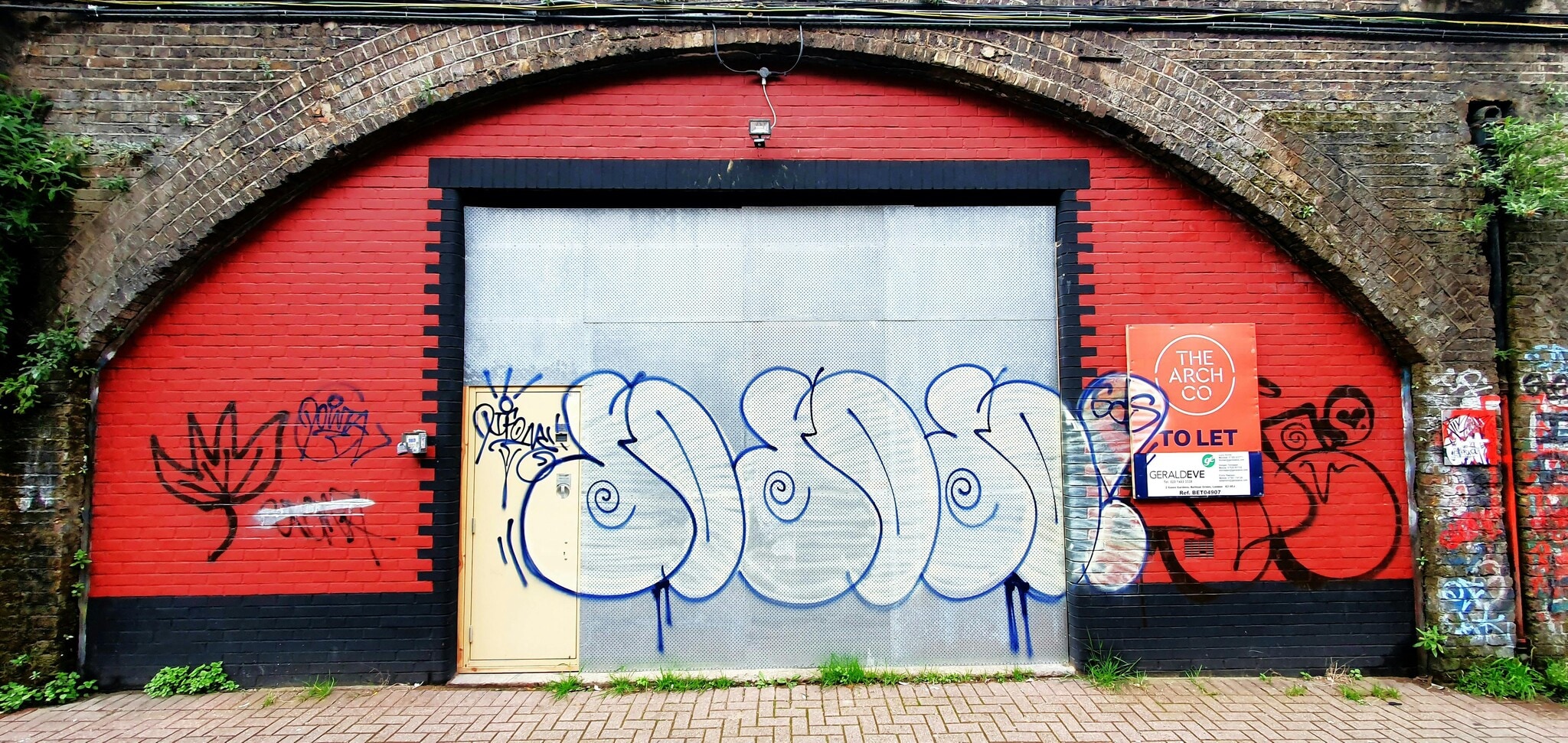 2 Gales Gdns, London for lease Building Photo- Image 1 of 20