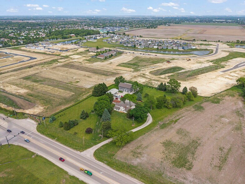 6398 Ridge Rd, Oswego, IL à vendre - Photo du bâtiment - Image 3 de 16