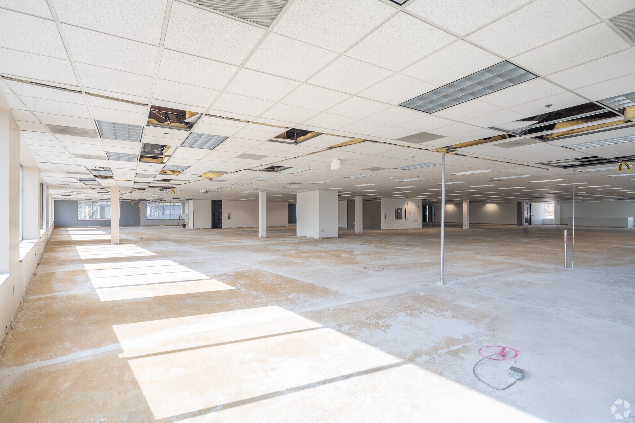 4550 S Macadam Ave, Portland, OR for sale Interior Photo- Image 1 of 11