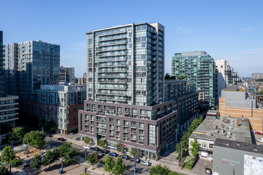 68 Abell St, Toronto, ON à vendre - Photo du bâtiment - Image 1 de 5