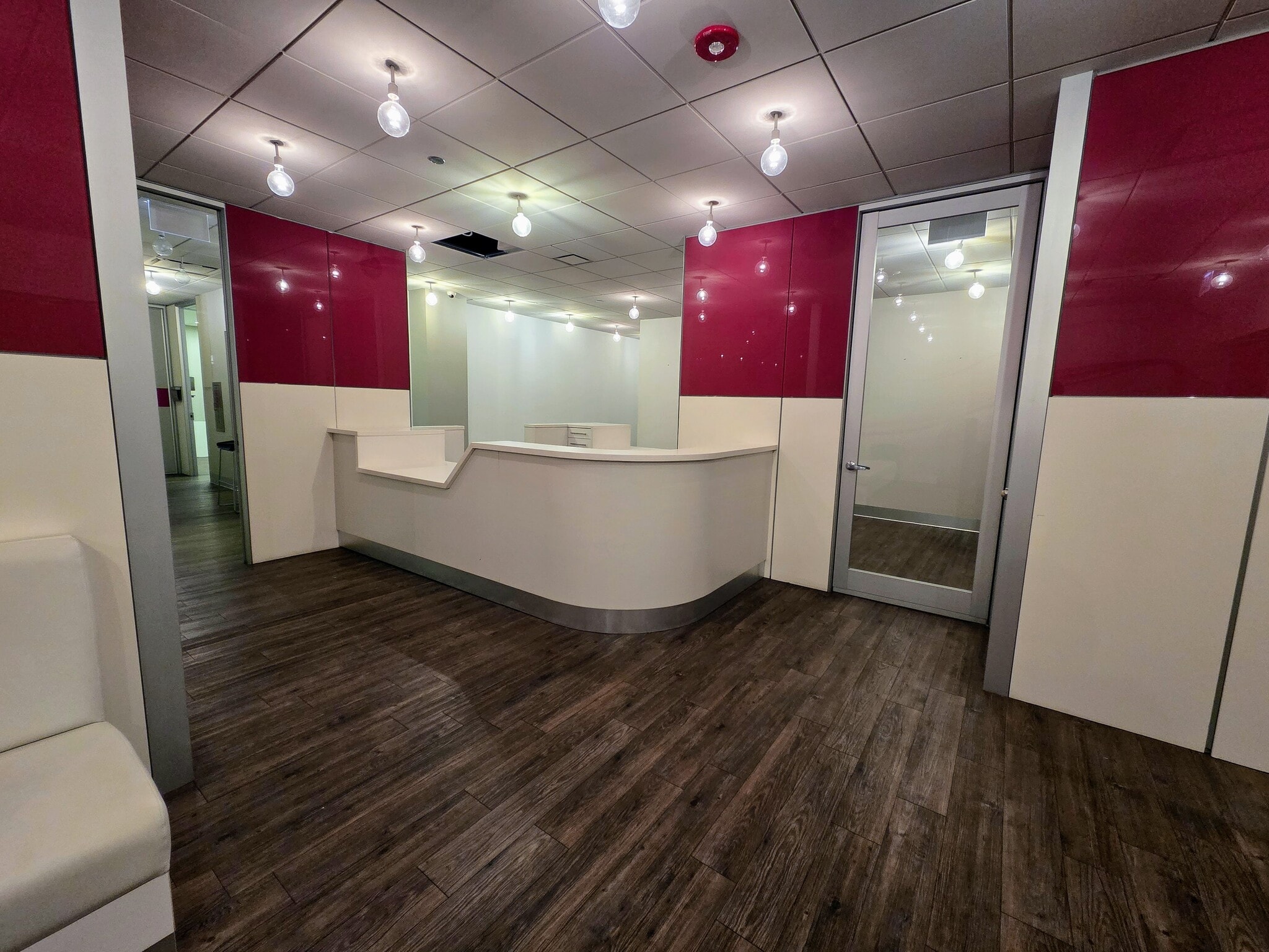 333 E Benton Pl, Chicago, IL for lease Interior Photo- Image 1 of 41