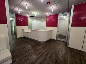 333 E Benton Pl, Chicago, IL for lease Interior Photo- Image 1 of 41