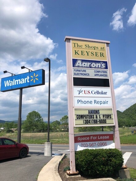 39 Walmart Dr, Keyser, WV à vendre - Photo du bâtiment - Image 1 de 1