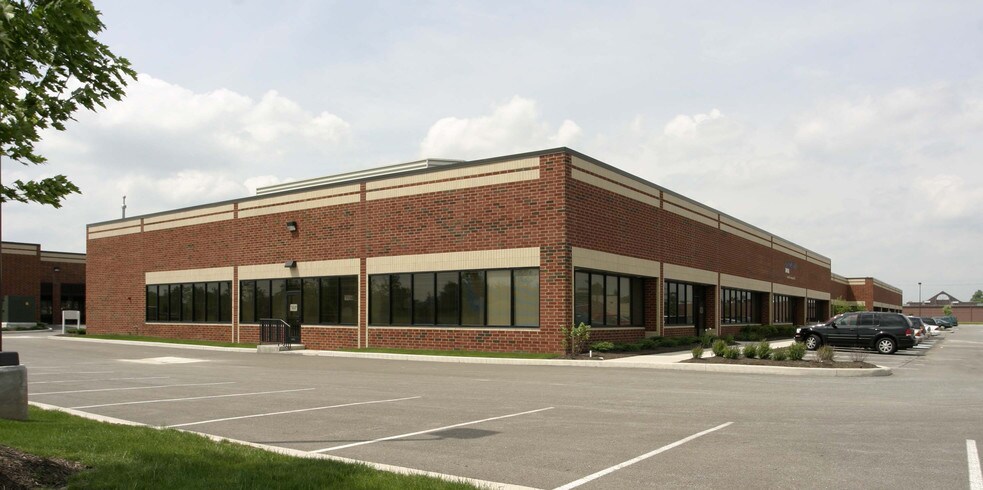 7570 Northcliff Ave, Brooklyn, OH à louer - Autre - Image 2 de 6