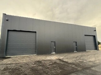 Plus de détails pour Local d'activités à louer