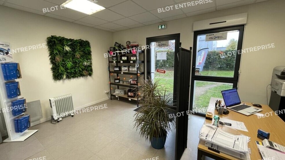 Flex dans Saint-Nazaire à louer - Photo du bâtiment - Image 3 de 6