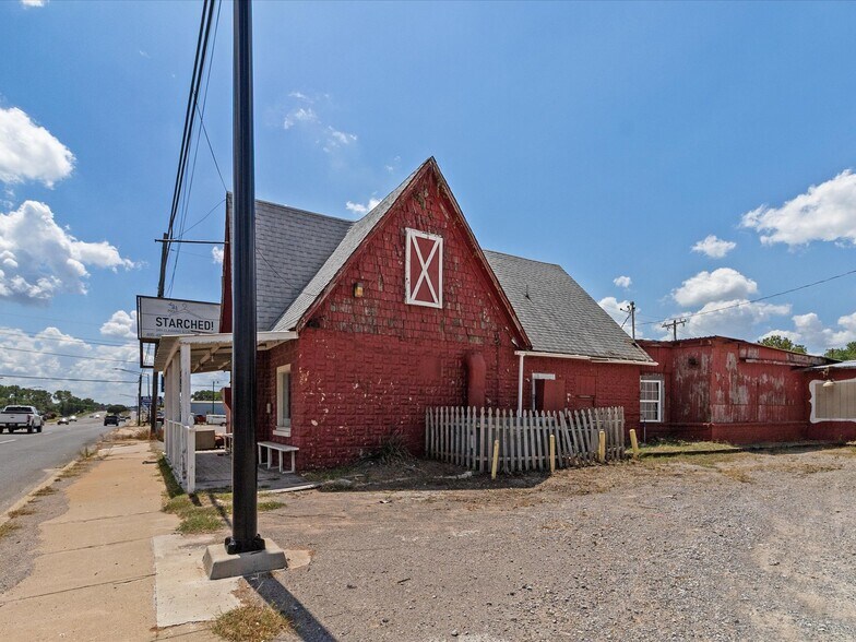 805 S Green Ave, Purcell, OK à vendre - Photo du bâtiment - Image 2 de 7