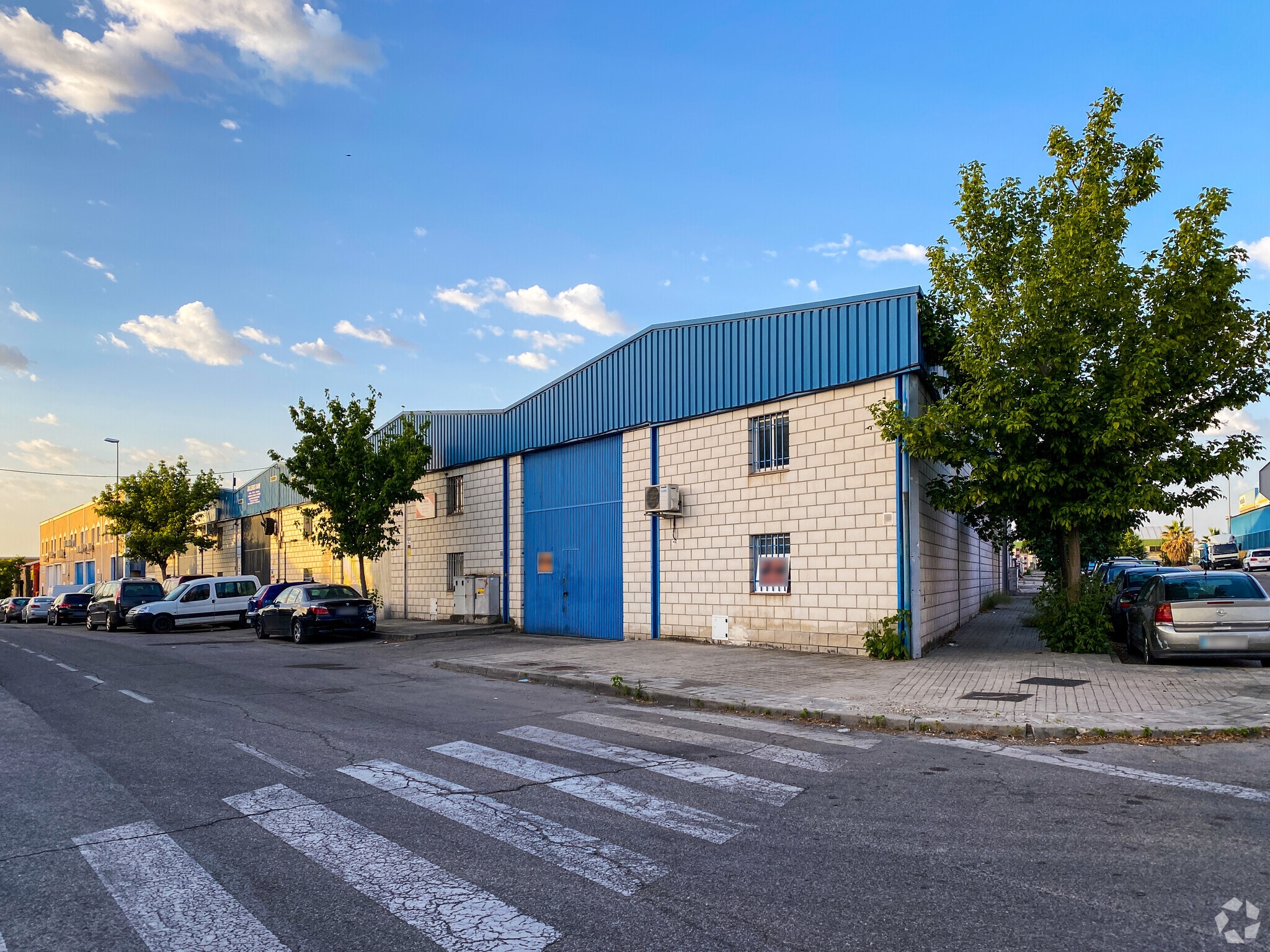 Avenida de los Yeseros, 45, Valdemoro, Madrid for sale Primary Photo- Image 1 of 2
