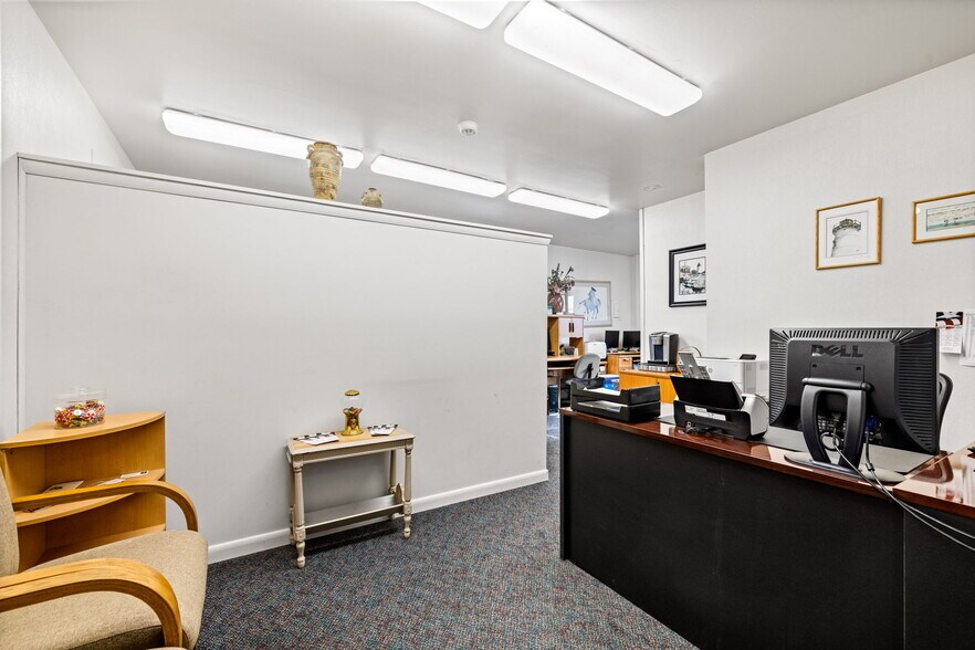 131-135 Rt-304, Nanuet, NY for sale - Building Photo - Image 2 of 34