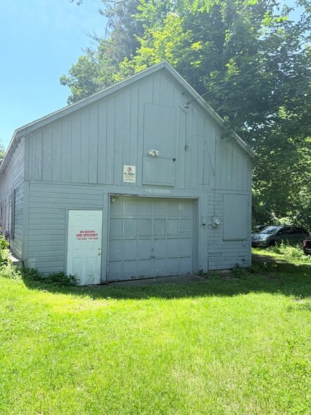 525 Willett St, Rome, NY for sale - Building Photo - Image 2 of 4