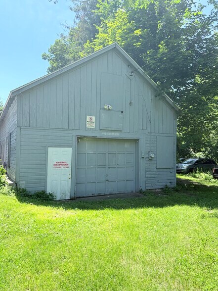 525 Willett St, Rome, NY à vendre - Photo du bâtiment - Image 2 de 4