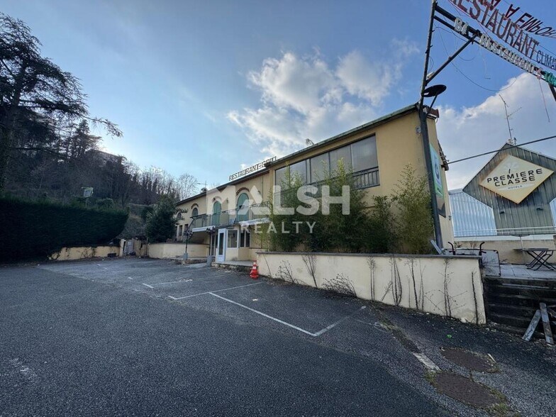 Commerce de détail dans Villars à vendre - Photo du bâtiment - Image 2 de 10