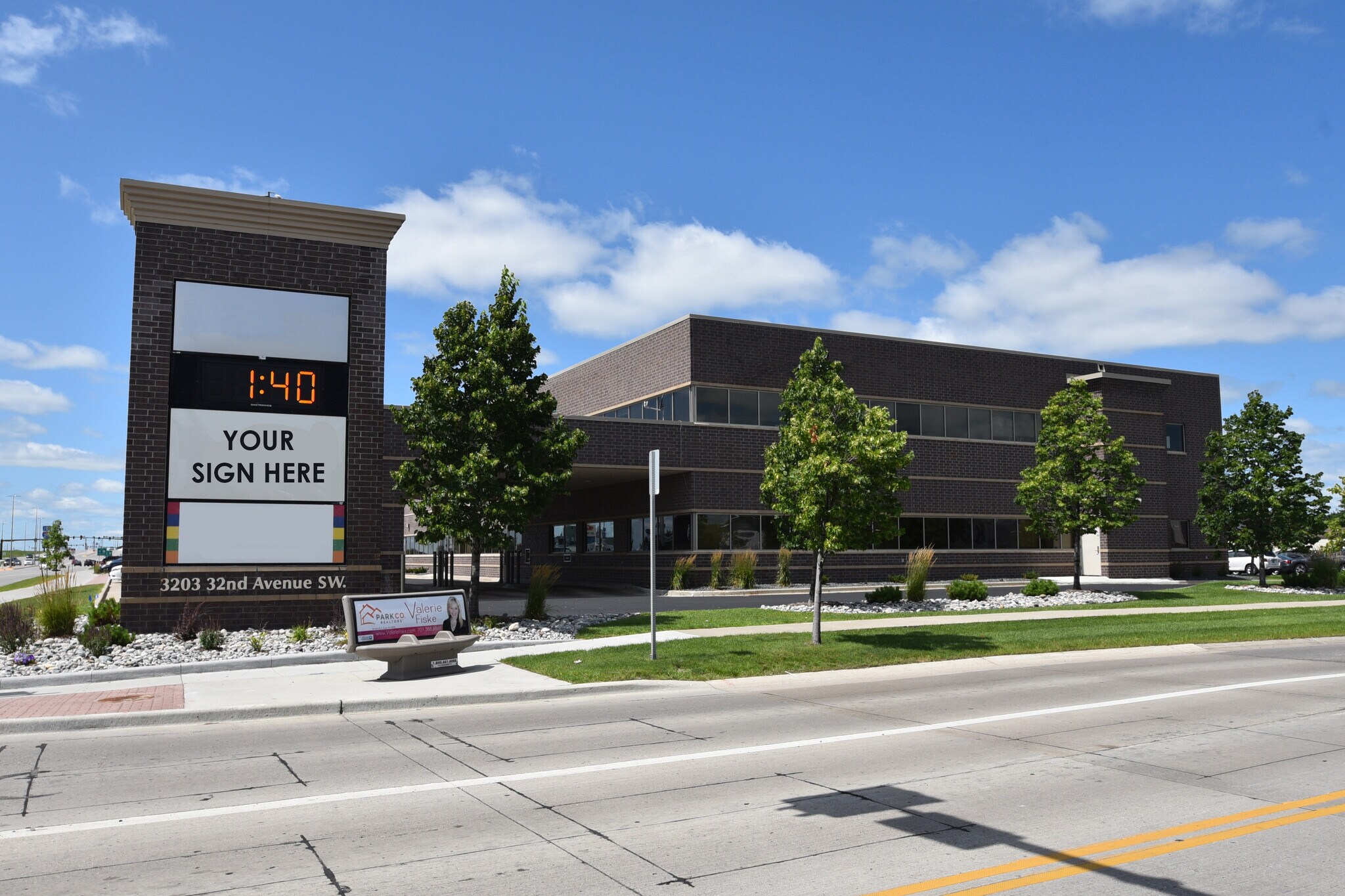 3203 SW 32nd Ave, Fargo, ND à louer Photo du bâtiment- Image 1 de 13