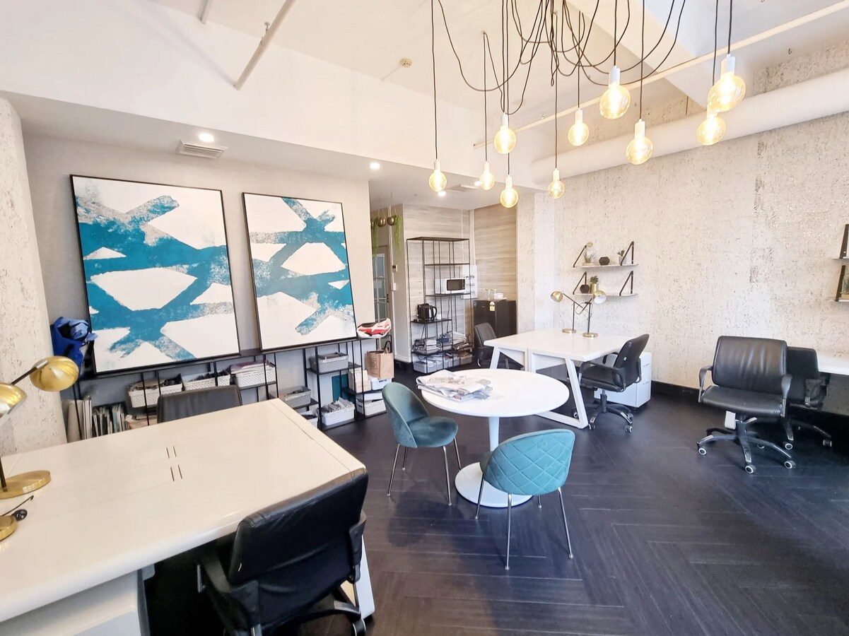 250 Pitt St, Sydney, NSW 2000 - Unit 5 - - Interior Photo - Image 1 of 2