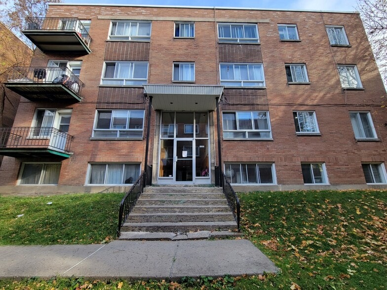 4100-4120 Dupuis Ave, Montréal, QC à vendre - Photo du bâtiment - Image 1 de 1