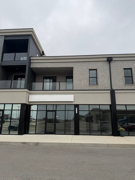 10201 Calumet Ave, Dyer, IN for lease - Building Photo - Image 1 of 5