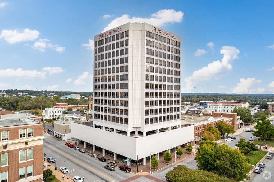 577 Mulberry St, Macon-Bibb, GA for lease - Primary Photo - Image 1 of 7