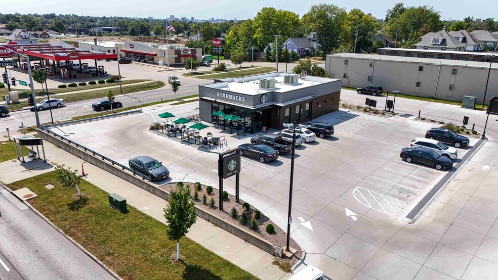 3214 1st Ave NE, Cedar Rapids, IA for sale - Building Photo - Image 3 of 12