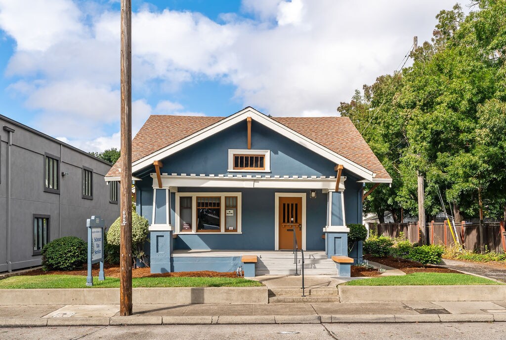 1313 College Ave, Santa Rosa, CA à vendre Photo du bâtiment- Image 1 de 29