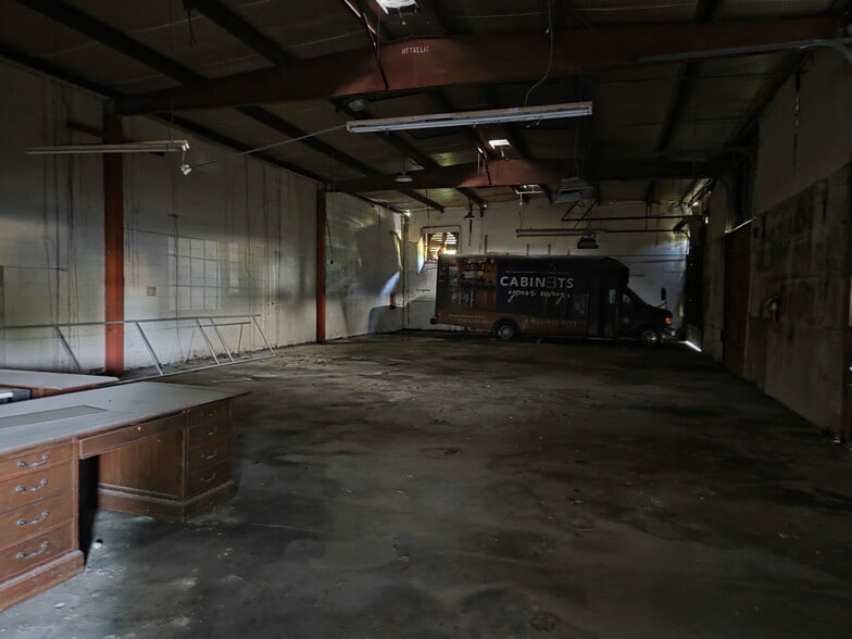 4910 Griggs Rd, Houston, TX à louer - Photo du bâtiment - Image 2 de 4
