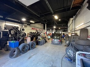 108 Clematis Ave, Waltham, MA à louer Photo intérieure- Image 1 de 5