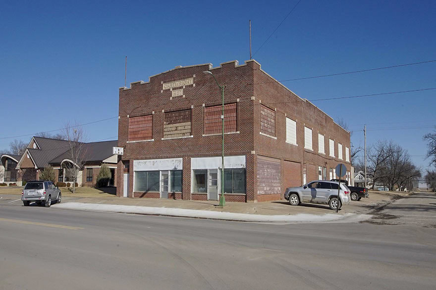 600 N Main St, Eureka, KS for sale Other- Image 1 of 1