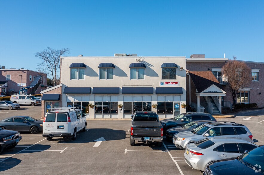 1125-1139 Post Rd, Fairfield, CT à louer - Photo du bâtiment - Image 2 de 18