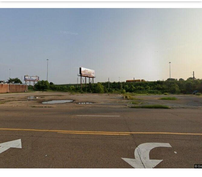 1258 E Brooks Rd, Memphis, TN for sale - Primary Photo - Image 1 of 2