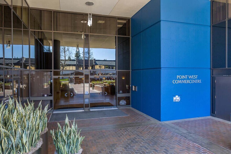 1545 River Park Dr, Sacramento, CA à louer - Photo du bâtiment - Image 3 de 10