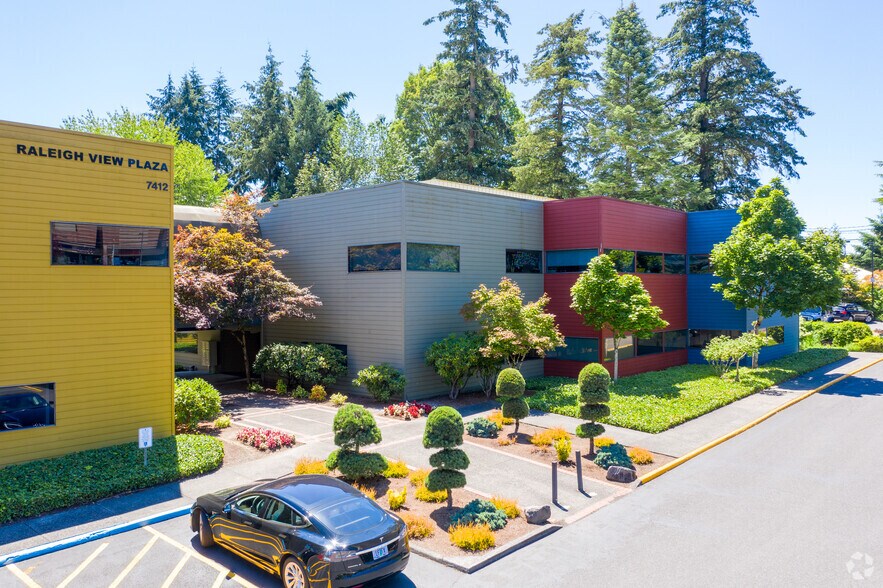 7412 SW Beaverton Hillsdale Hwy, Portland, OR à louer - Photo du bâtiment - Image 1 de 5