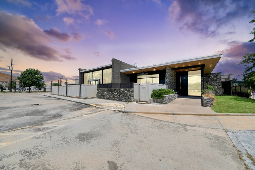 7801 Westheimer Rd, Houston, TX for lease - Building Photo - Image 2 of 20