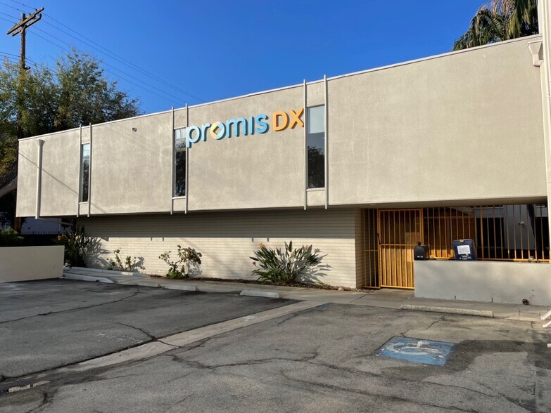 73-75 N Vinedo Ave, Pasadena, CA for lease - Building Photo - Image 3 of 6
