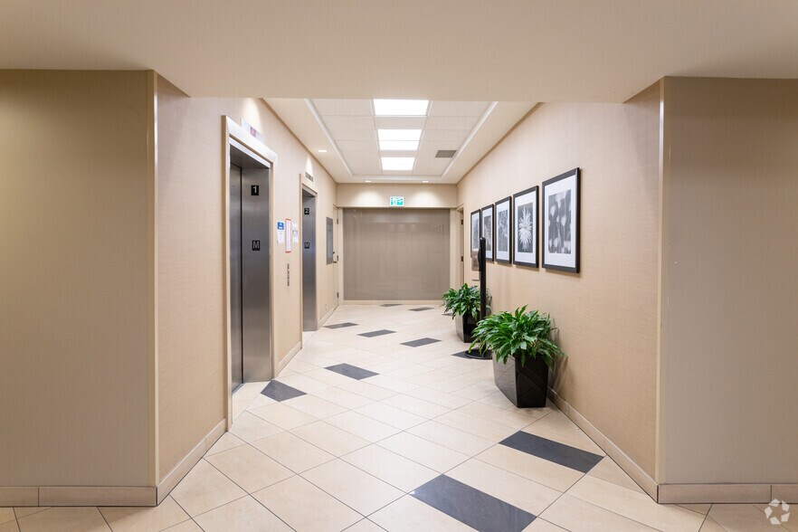 4370 Dominion St, Burnaby, BC à louer - Hall d’entrée - Image 3 de 8