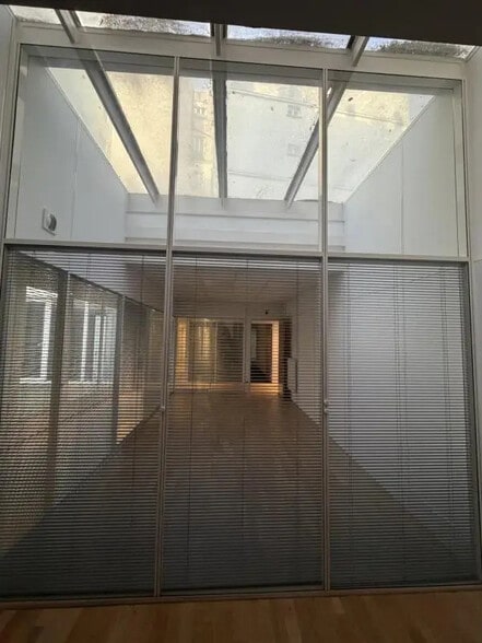Bureau dans Paris à vendre - Photo intérieure - Image 3 de 15